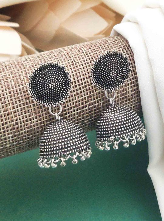 elegant-silver-earrings-tops-in-india-timeless-and-sophisticated-jewelry-2