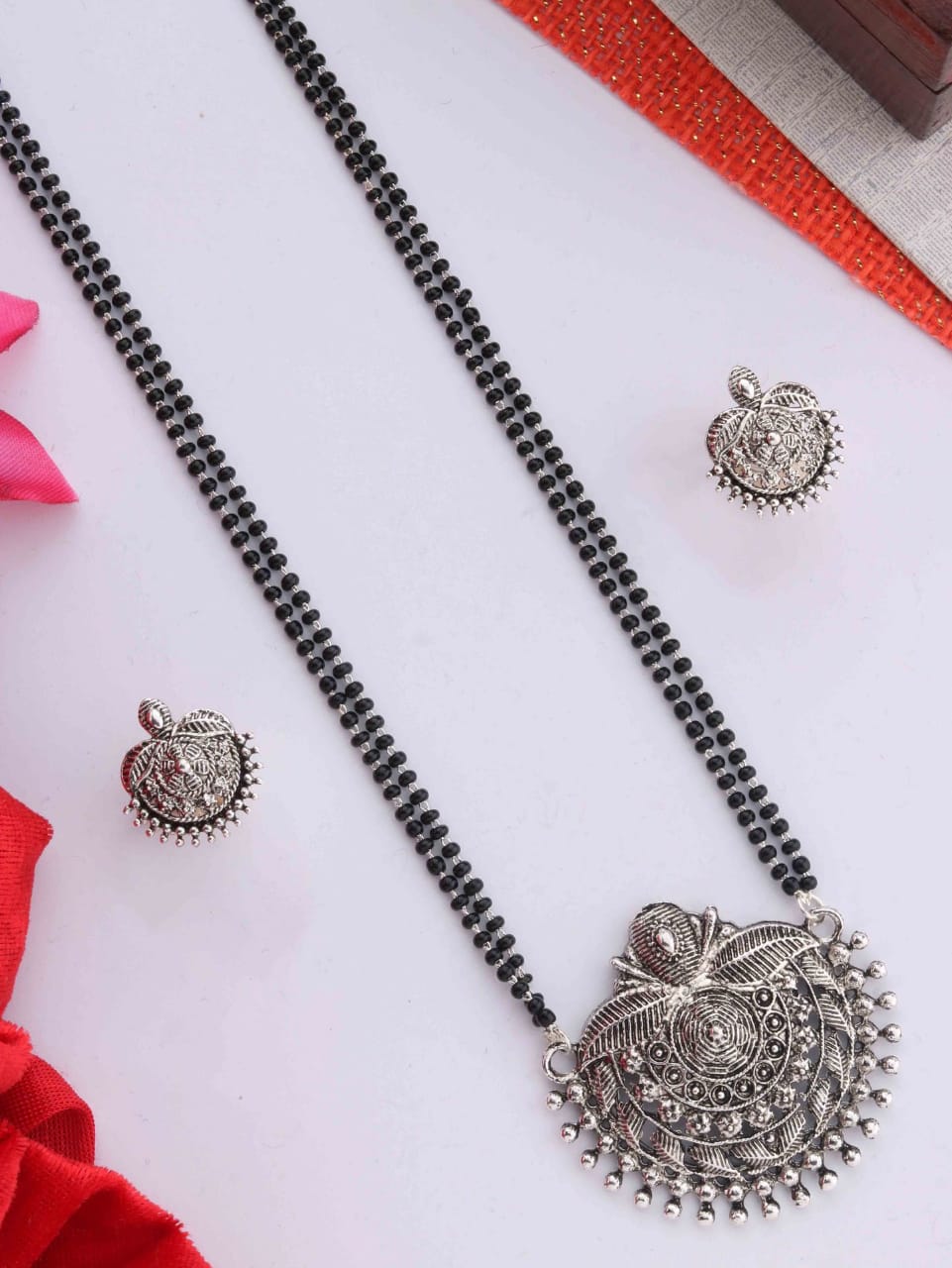 elegant-silver-mangalsutra-timeless-beauty-modern--44