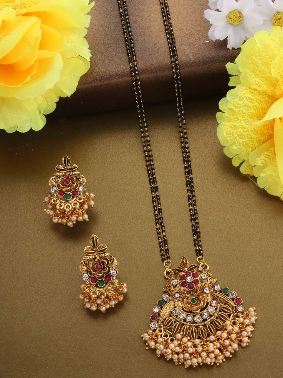 elegant-golden-mangalsutras-timeless-tradition-modern--223