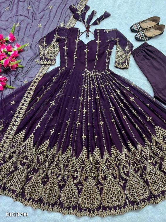 er Anarkali Suit in Fancy Style