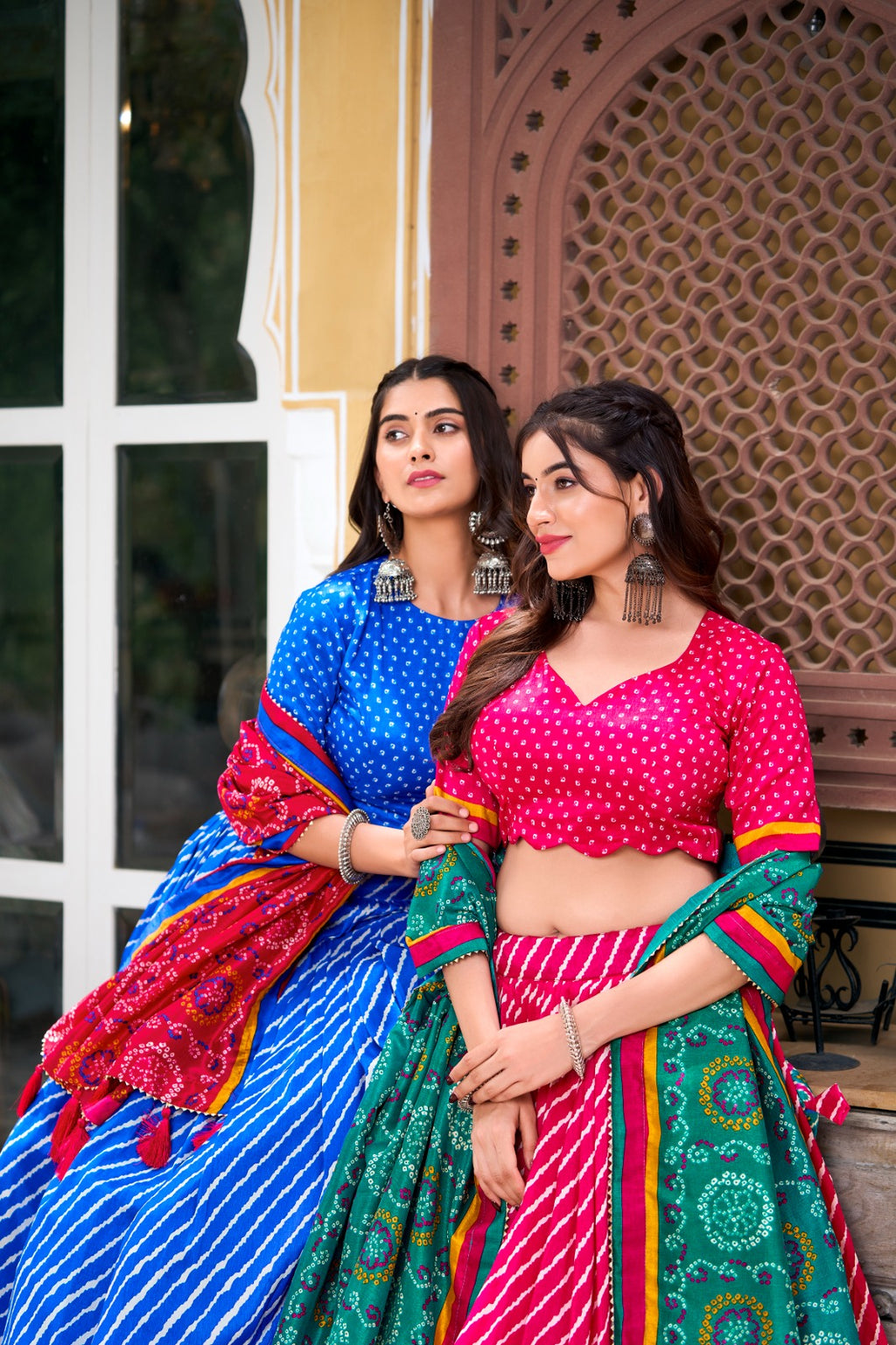 Women Printed Flared Lehenga Choli Set with Dupatta 02