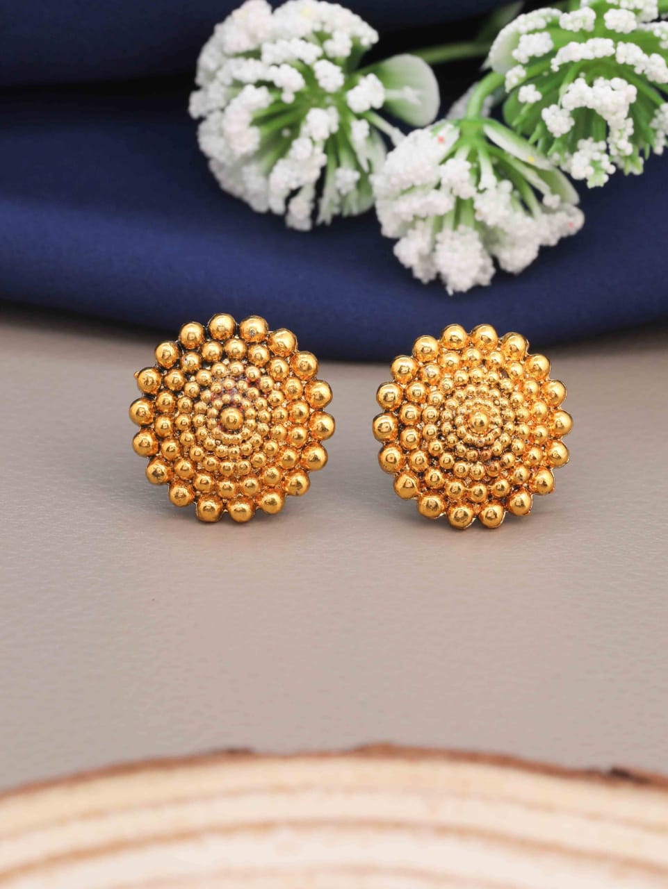 exquisite-golden-earring-in-india-timeless-and-elegant-jewelry-set-of-two-62