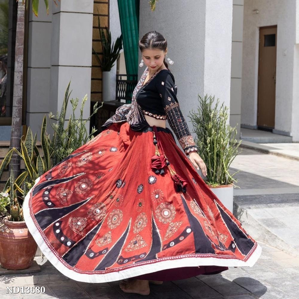 2024 Navratri Wear: Boutique Styles Rayon er Printed Lehenga Choli with Real glass Work and Dupatta