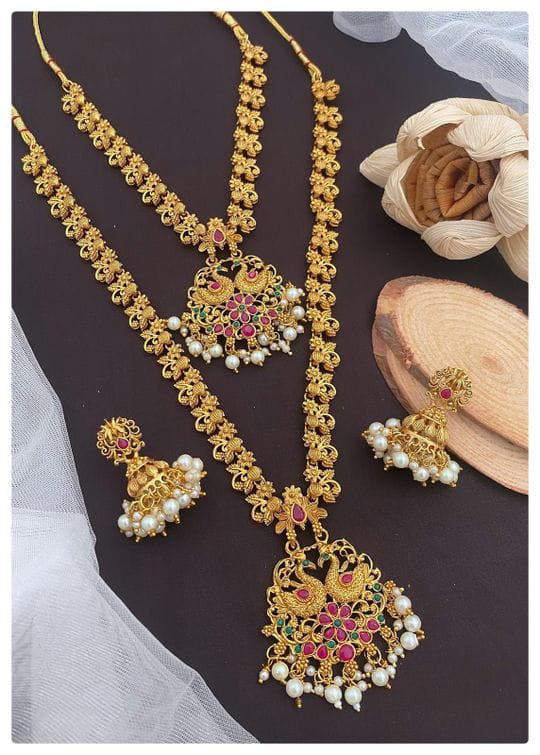 stunning-combo-necklace-sets-in-india-elegant-and-versatile-jewelry-13