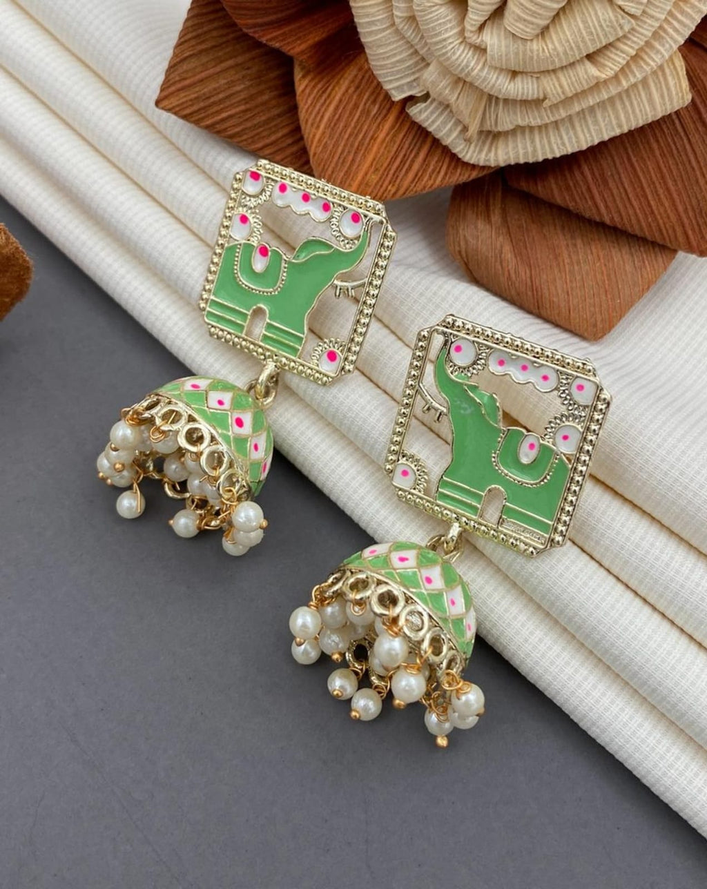 elegant-jhumka-earrings-in-india-timeless-and-stylish-jewelry-30