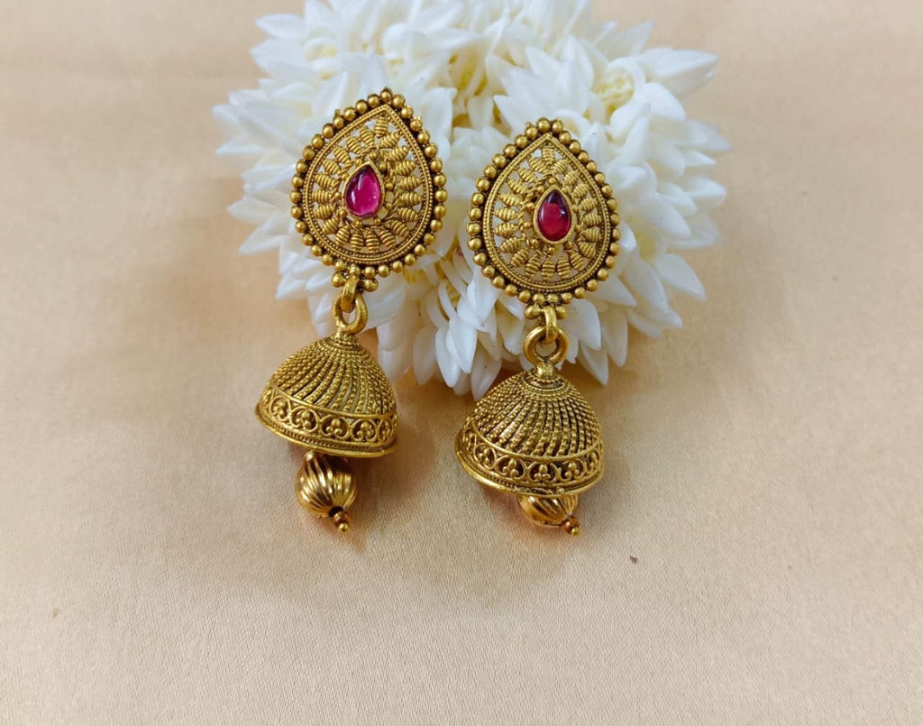 elegant-jhumka-earrings-in-india-timeless-and-stylish-jewelry-26