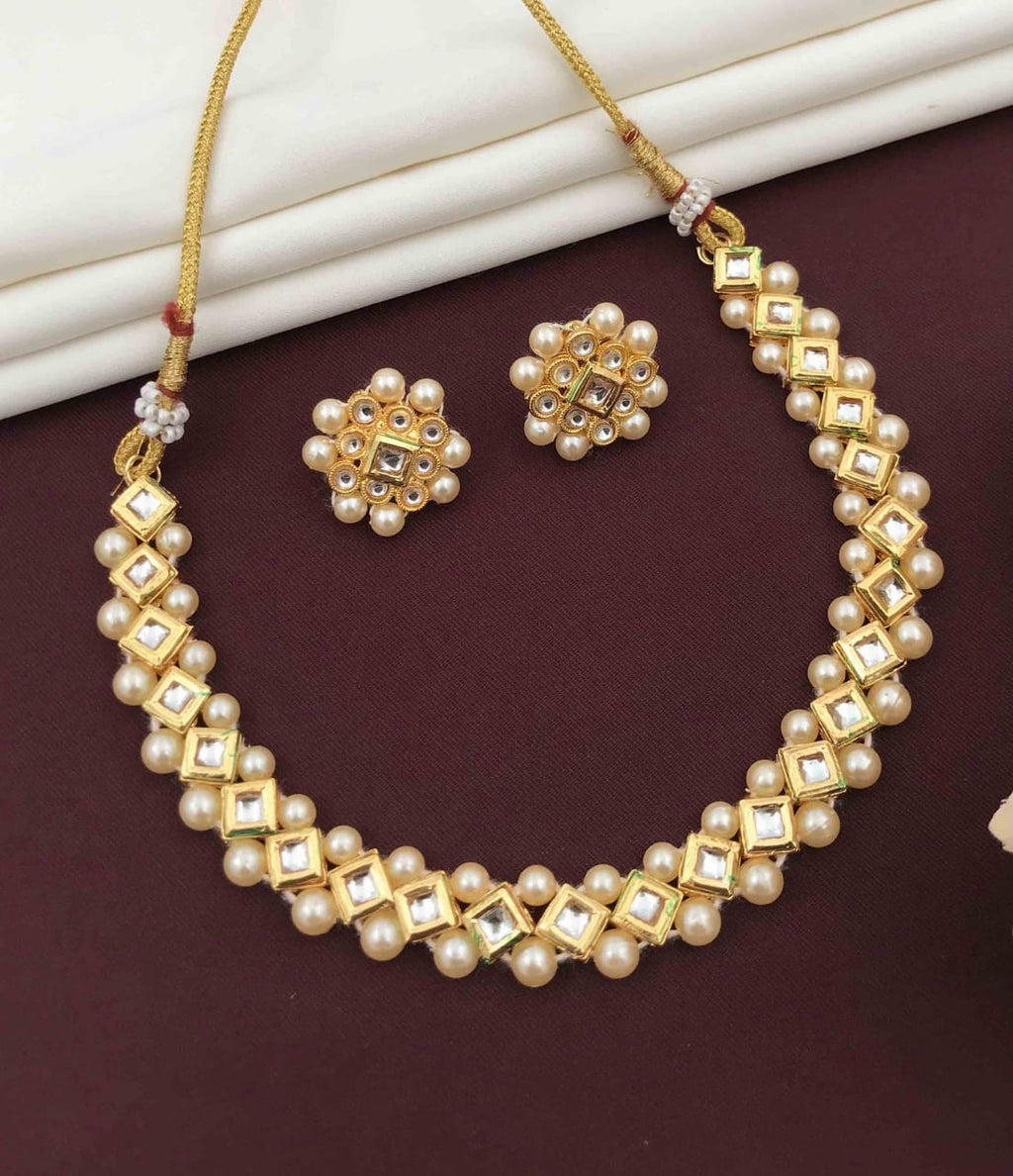 exquisite-moti-mala-choker-necklace-set-in-india-timeless-pearl-jewelry-7