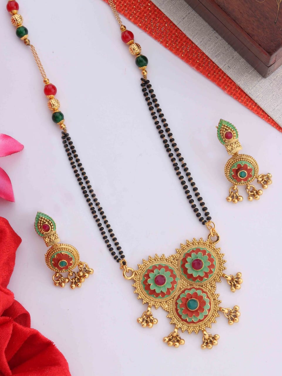 exquisite-meena-mangalsutra-traditional-craftsmanship-vibrant-elegance-102