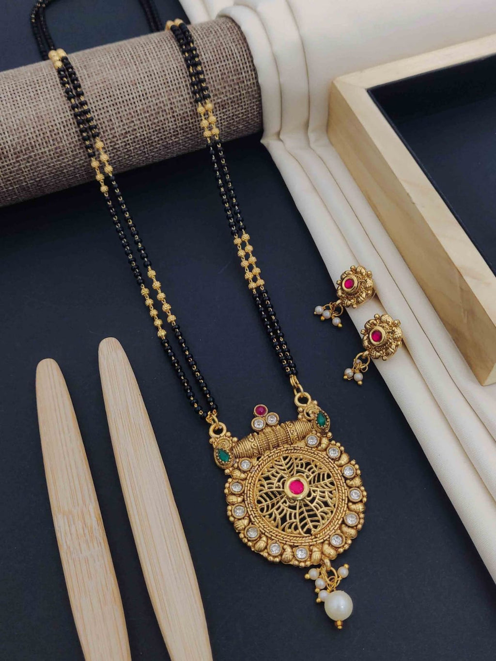 elegant-golden-mangalsutras-timeless-tradition-modern--50