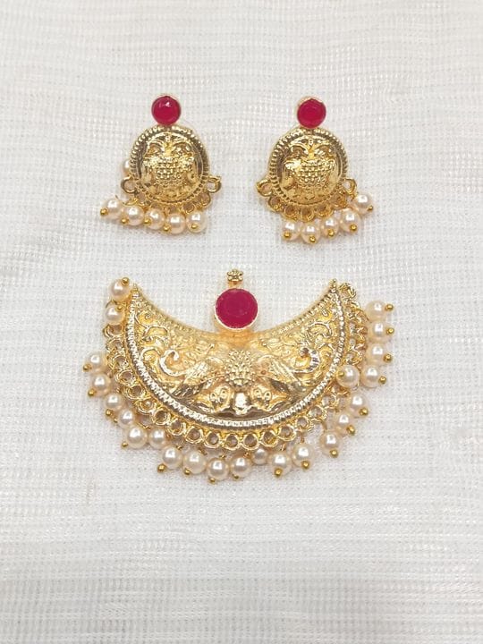 Exquisite Golden Pendants in India - Elegant and Timeless Jewelry (total 3 piece)