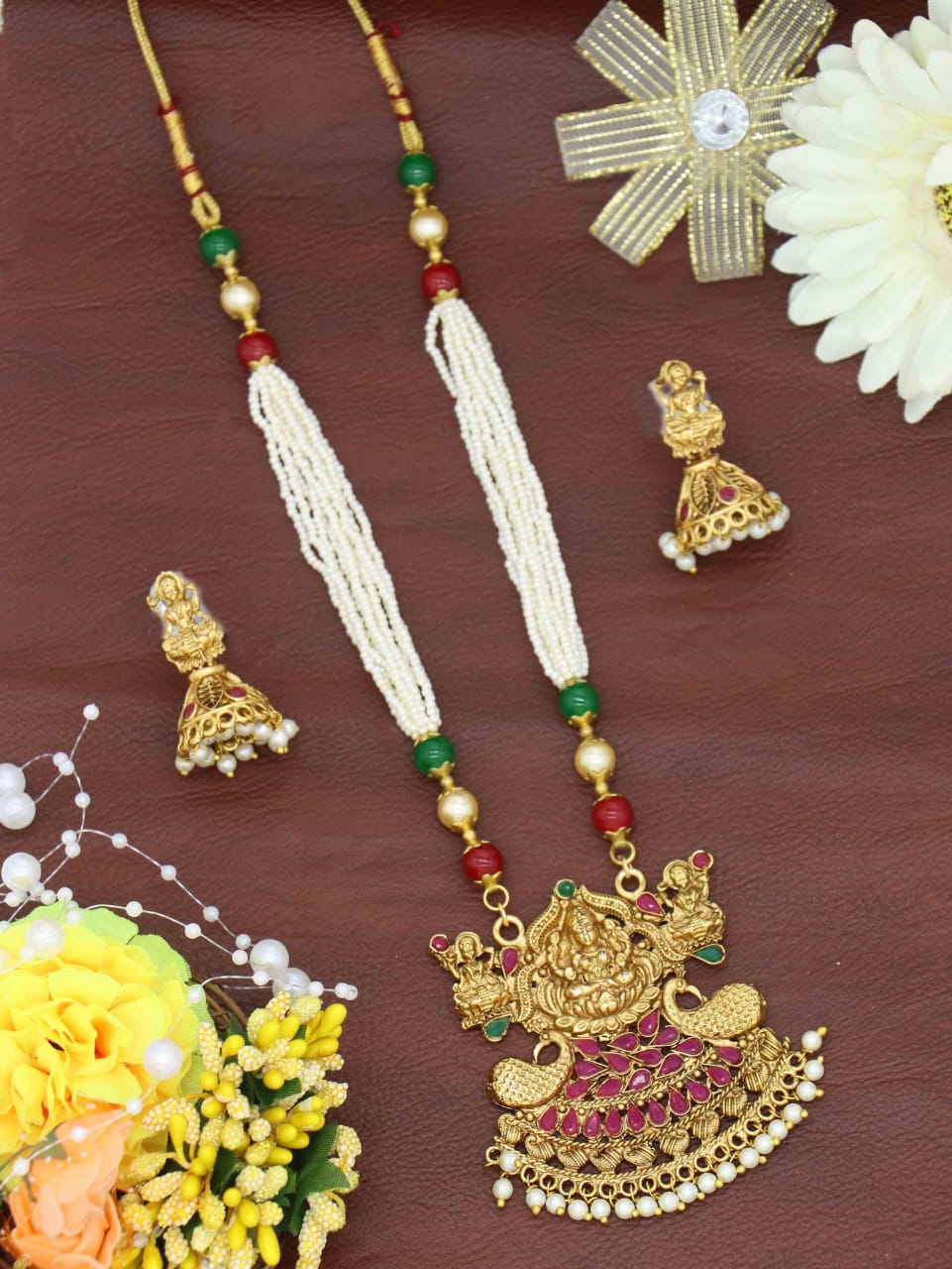 elegant-buti-moti-mala-necklace-set-in-india-timeless-pearl-jewelry-58