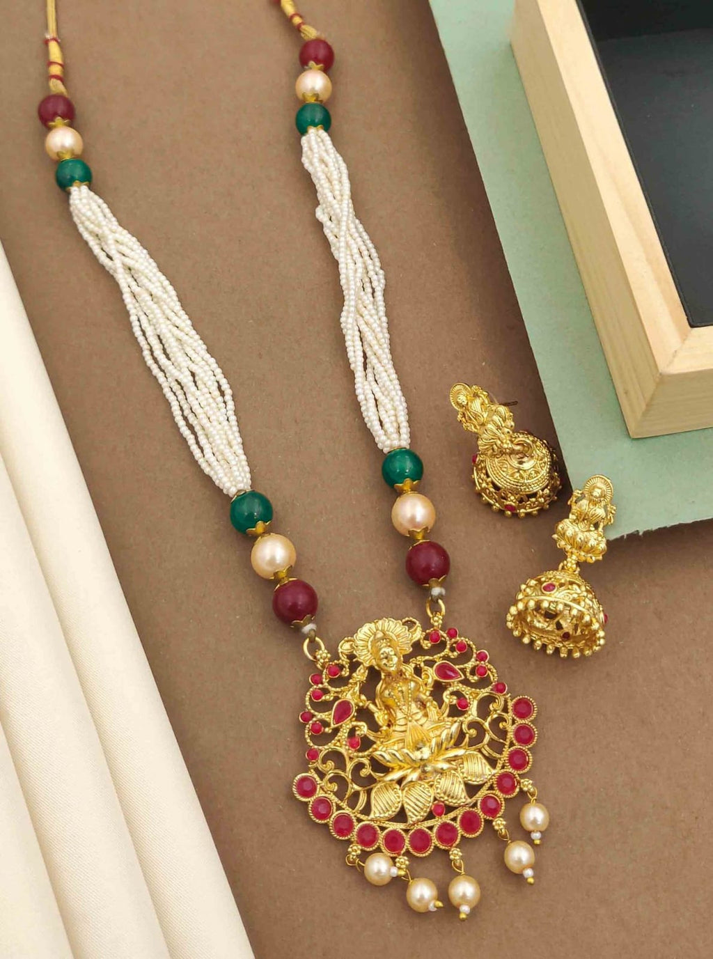 Exquisite Moti Mala Necklace Sets in India - Timeless Pearl Elegance - swiftshopr.com