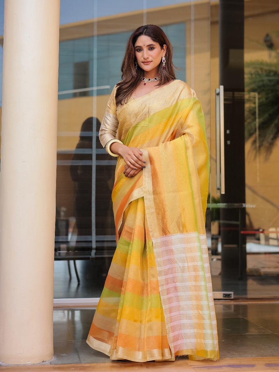 Banarasi Handloom Crush Saree with Pure Gold Zari Work - Elegant & Luxurious