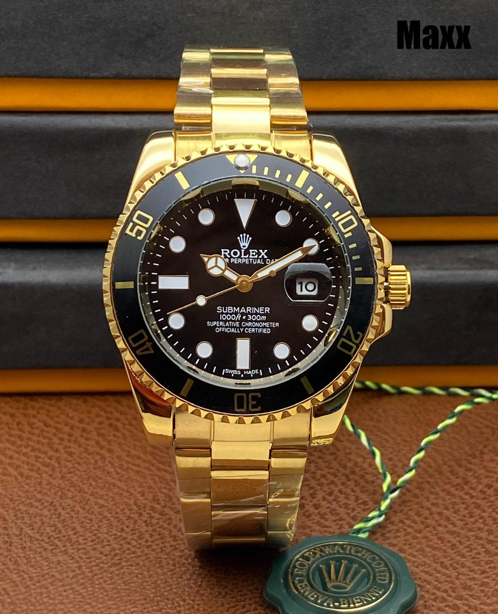 Rolex Submariner Watch for Men - Automatic with Date Function (Black A-Gold )