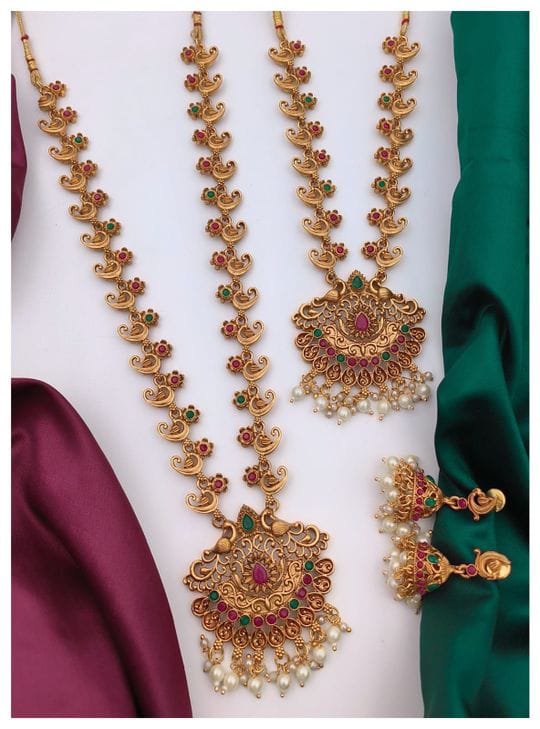 stunning-combo-necklace-sets-in-india-elegant-and-versatile-jewelry-26