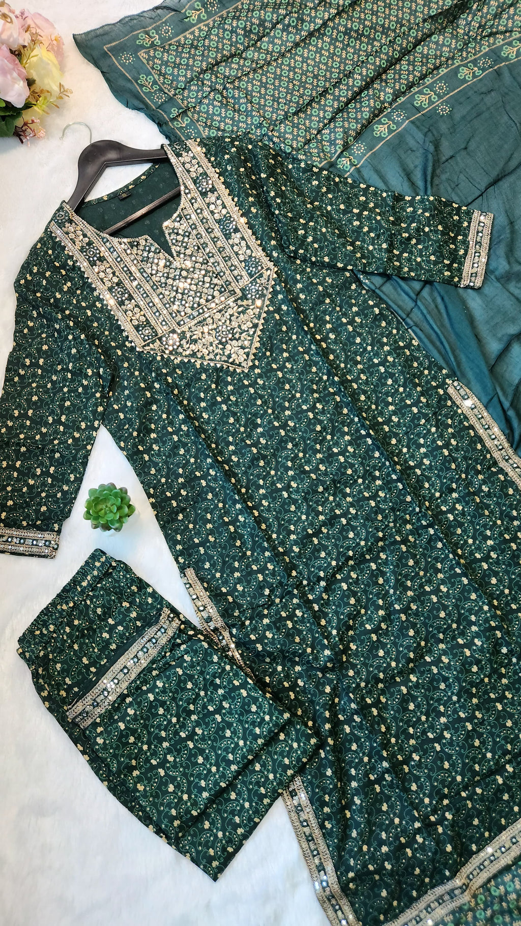 Women Viscose Rayon Kurta Pant Dupatta Set