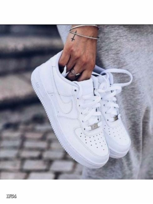 Trendy Men’s Sneakers - Stylish and Comfortable Footwear for Every Occasion