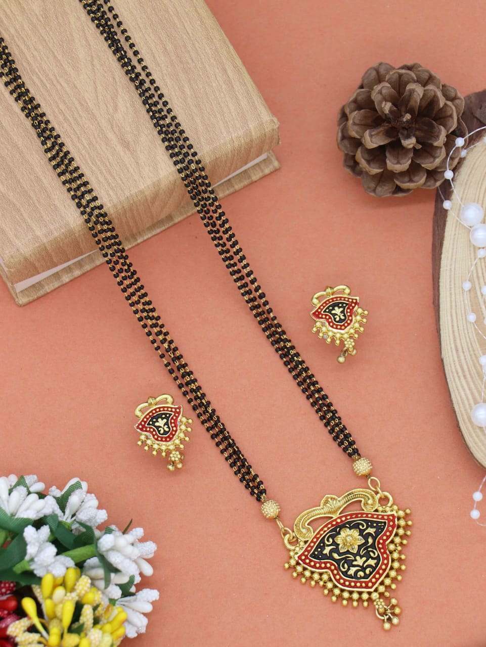 exquisite-meena-mangalsutra-traditional-craftsmanship-vibrant-elegance-32