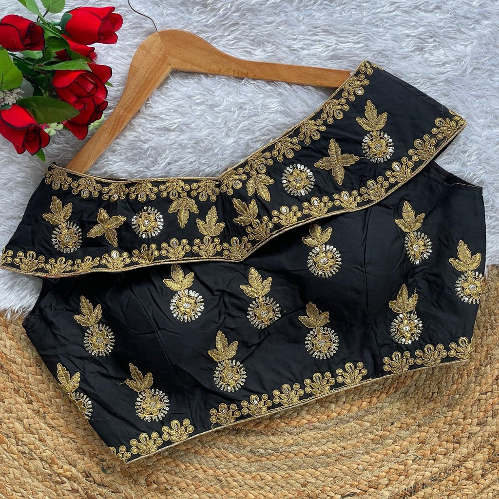 Elegant Boat Neck Blouses in India - Stylish and Trendy s