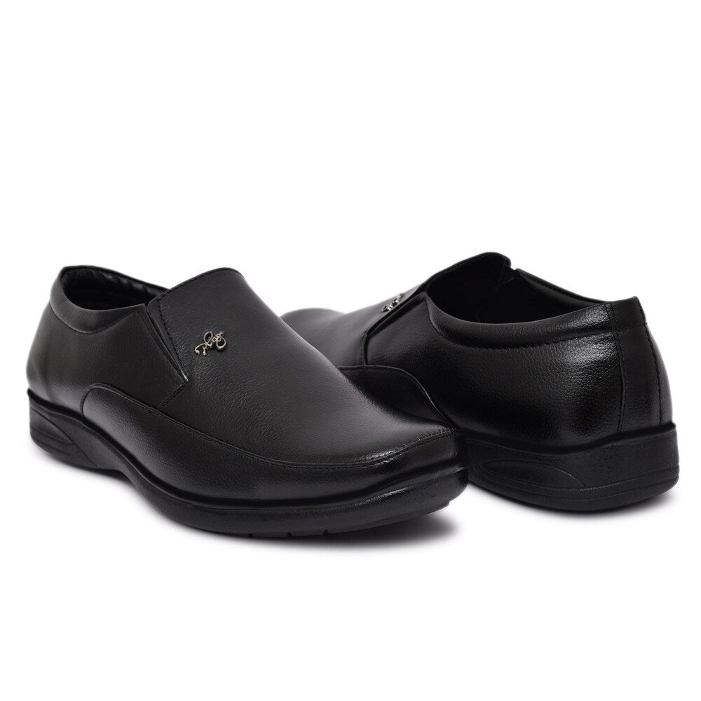 Elegant Formal Shoes in India - Stylish and Comfortable Office Wear