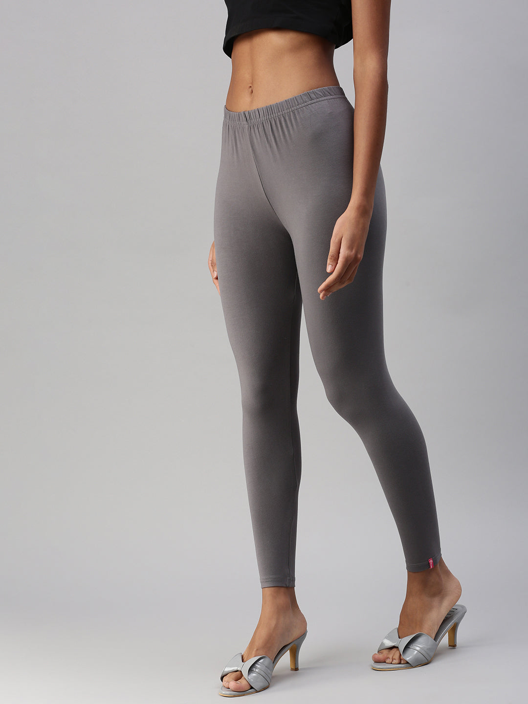 Stylish Leggings in India - Comfortable and Trendy Wear - swiftshopr.com