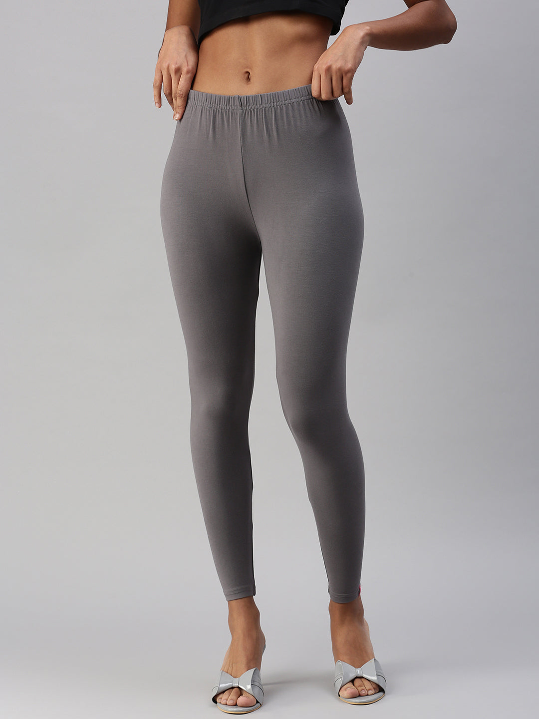 Stylish Leggings in India - Comfortable and Trendy Wear - swiftshopr.com