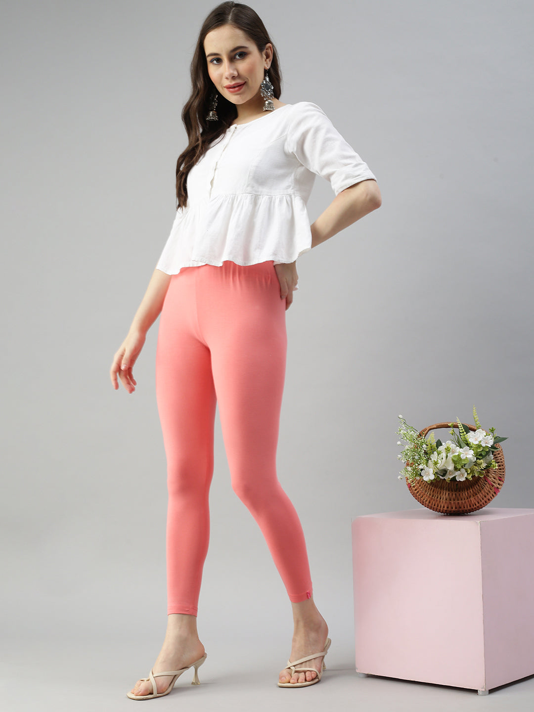 Stylish Leggings in India - Comfortable and Trendy Wear - swiftshopr.com