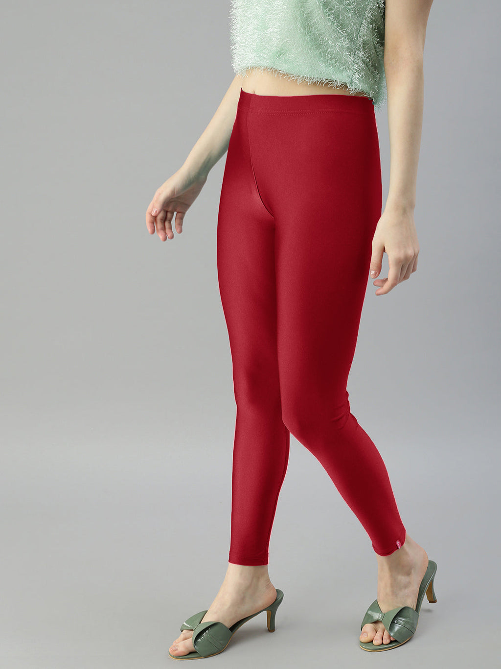 Luxurious Women's Silk Leggings in India - Elegant and Comfortable Wear