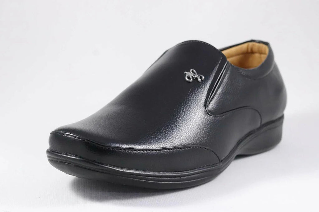 Elegant Formal Shoes in India - Stylish and Comfortable Office Wear