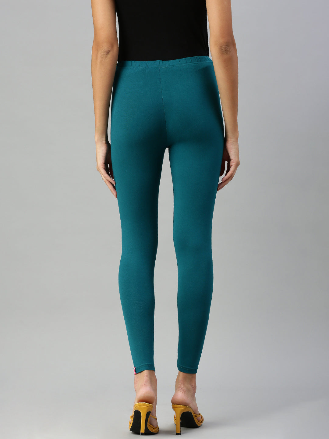 Stylish Leggings in India - Comfortable and Trendy Wear - swiftshopr.com