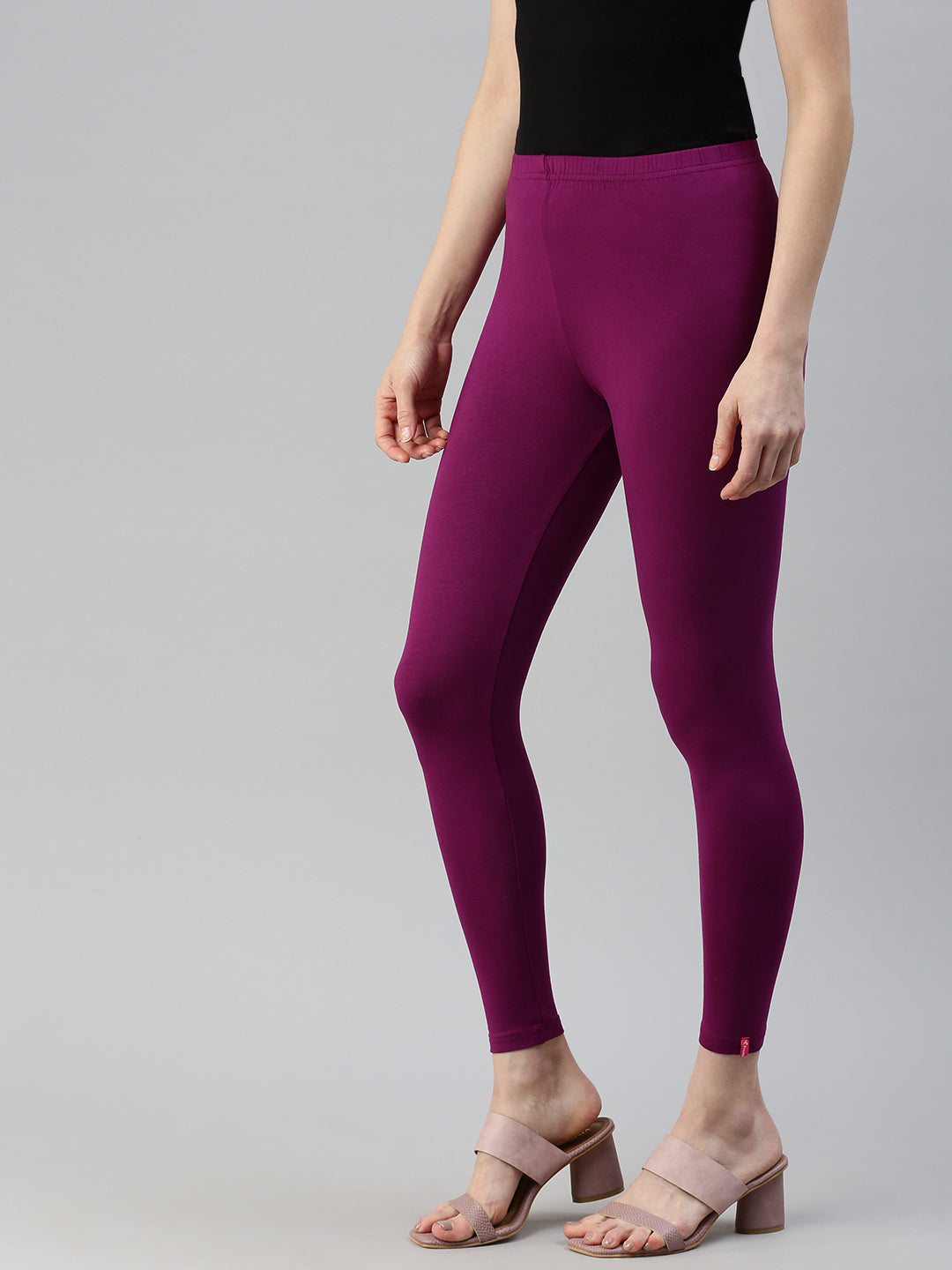 Stylish Leggings in India - Comfortable and Trendy Wear - swiftshopr.com