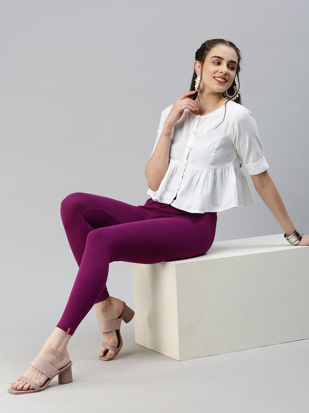 Stylish Leggings in India - Comfortable and Trendy Wear - swiftshopr.com