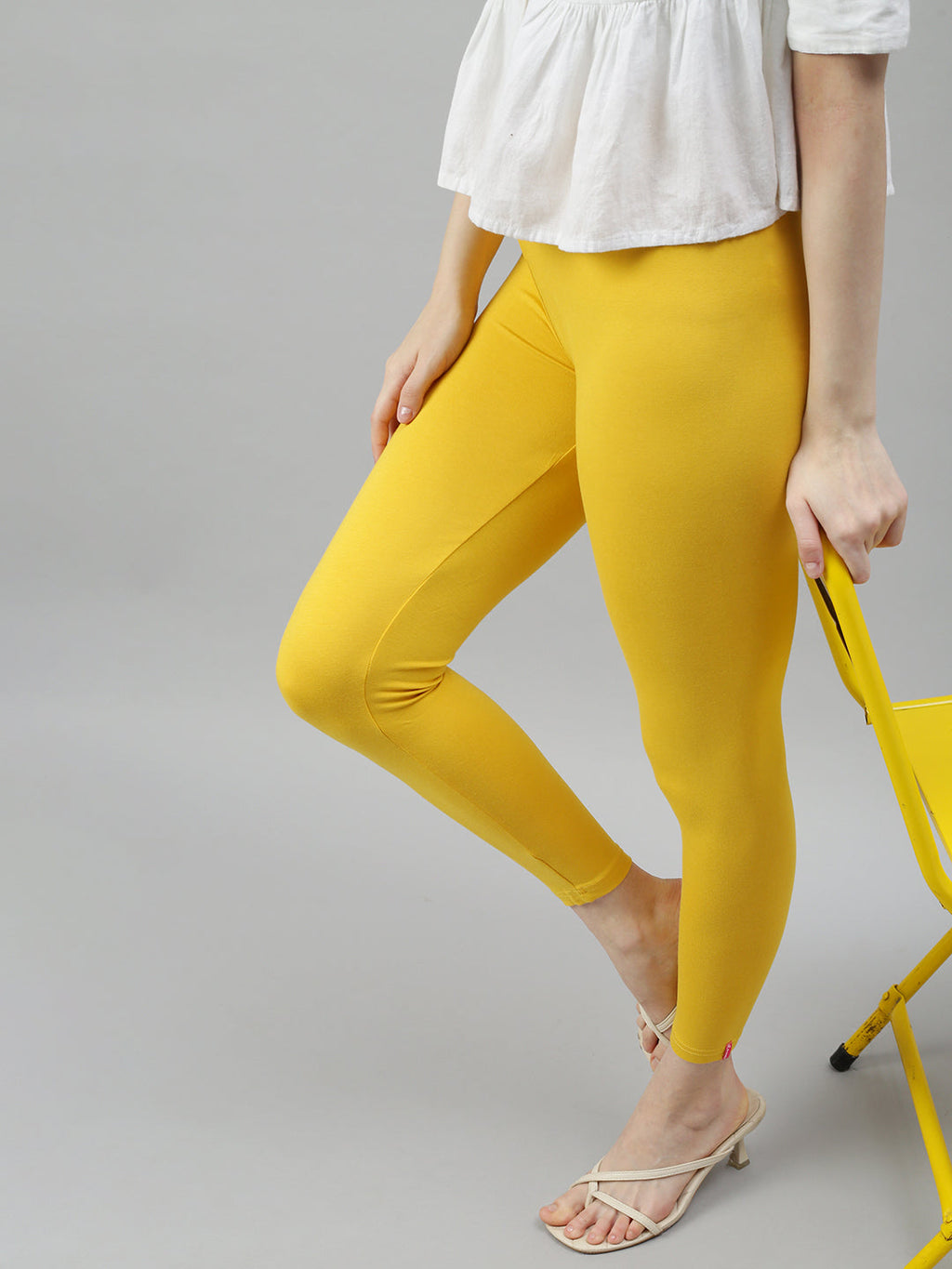 Stylish Leggings in India - Comfortable and Trendy Wear - swiftshopr.com