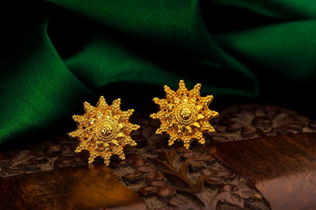 exquisite-golden-earring-in-india-timeless-and-elegant-jewelry-set-of-two-64