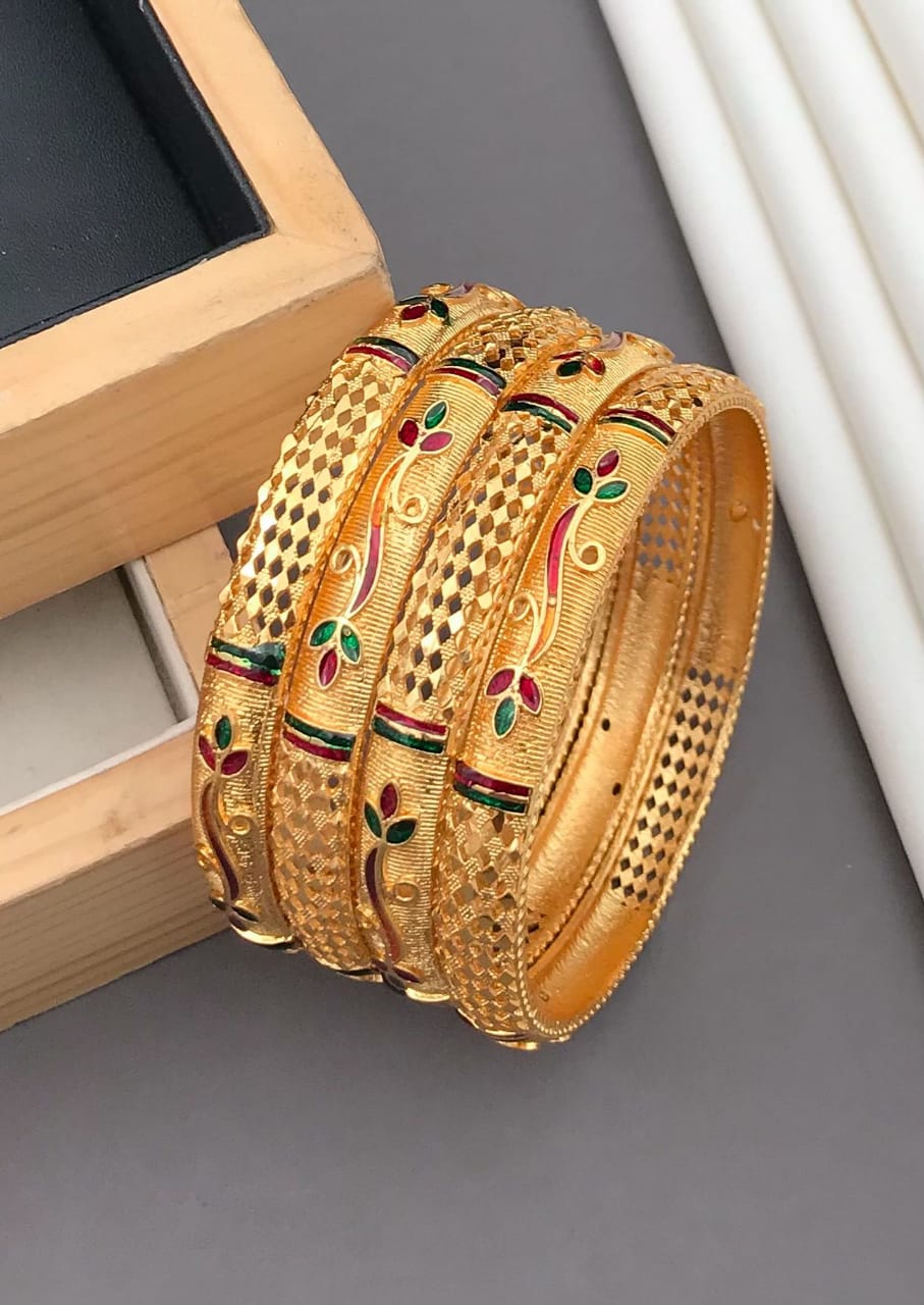 Exquisite Golden Bangles in India - Timeless and Elegant Jewelry - swiftshopr.com