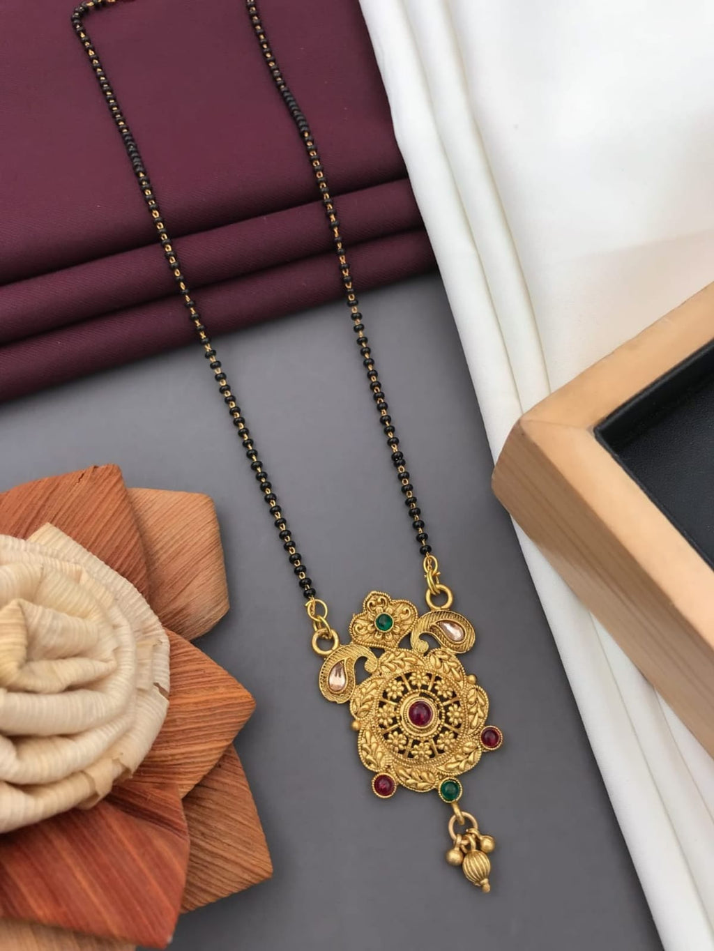 exquisite-dokia-pendants-timeless-elegance-unique-s-5