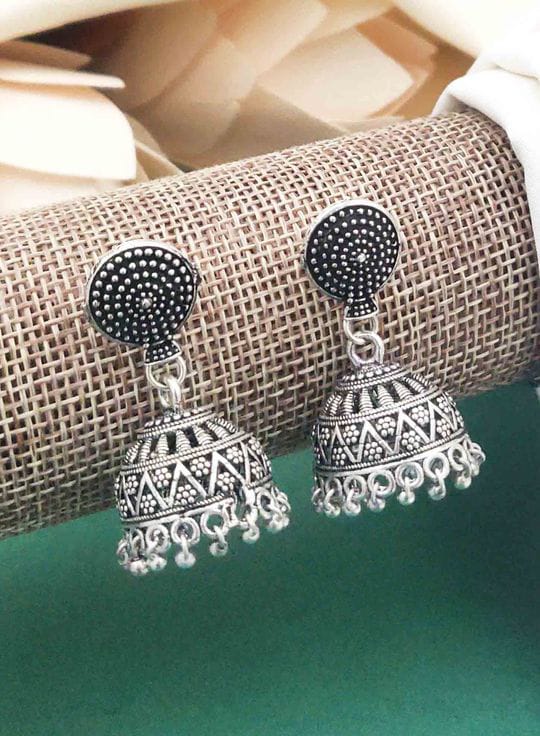 elegant-silver-earrings-tops-in-india-timeless-and-sophisticated-jewelry