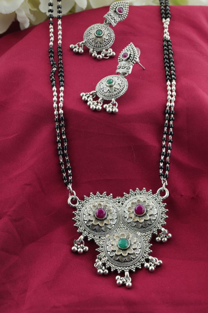 elegant-silver-mangalsutra-timeless-beauty-modern--8