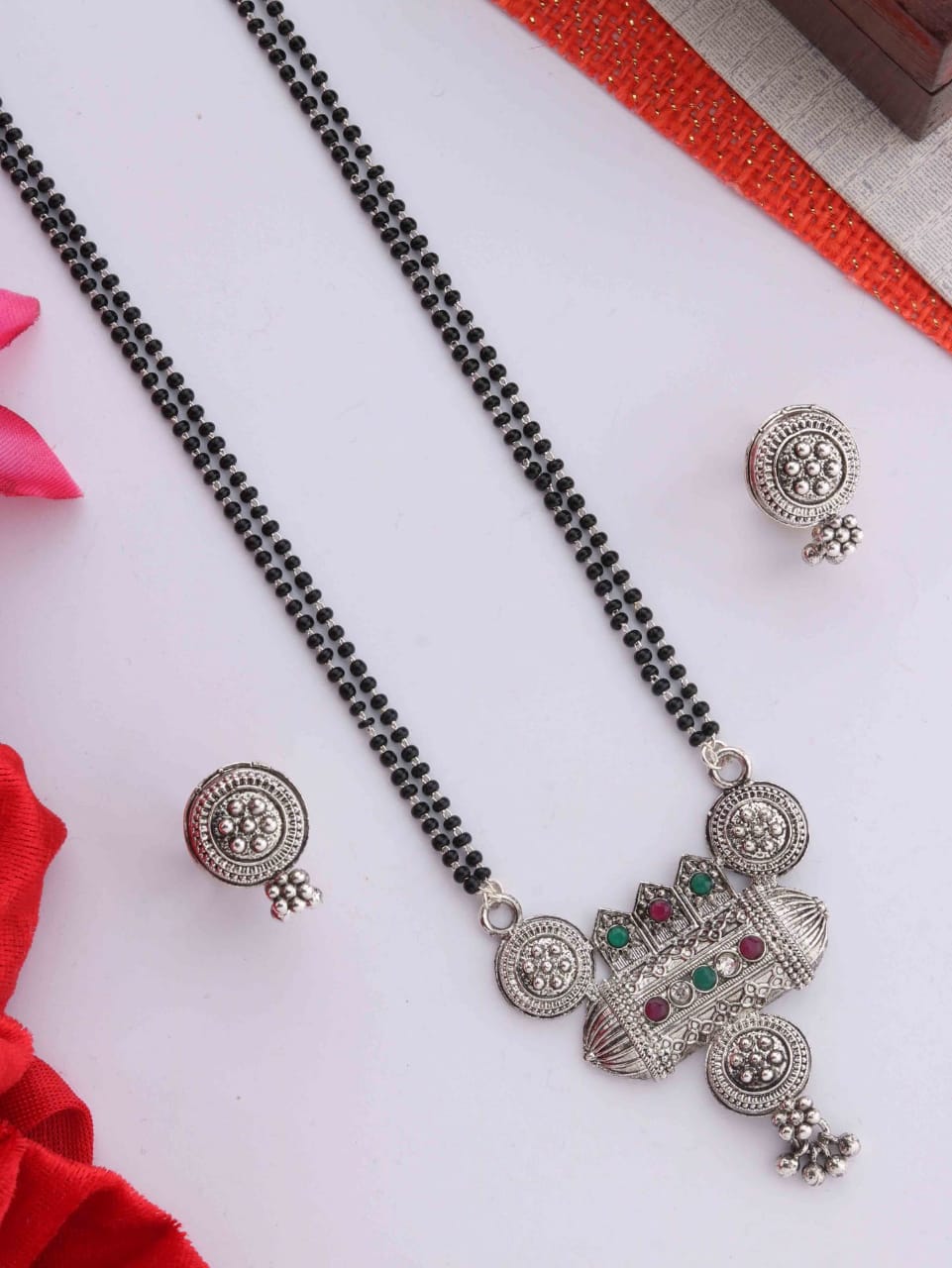 elegant-silver-mangalsutra-timeless-beauty-modern--34