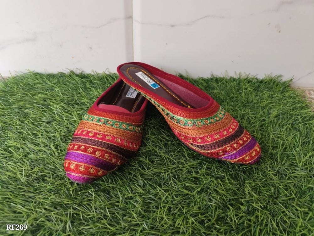 Stylish Fancy Juti for Women | Trendy Indian Footwear