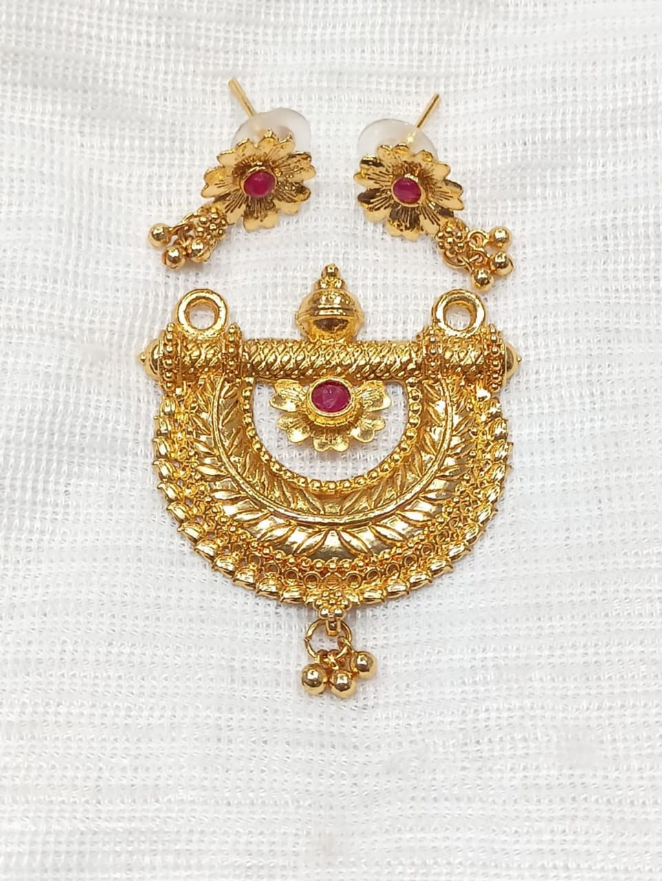 Exquisite Golden Pendants in India - Elegant and Timeless Jewelry (total 2 piece)
