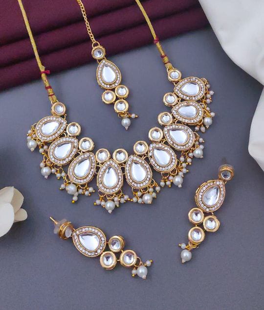 exquisite-kundan-necklace-sets-in-india-timeless-and-royal-jewelry-2