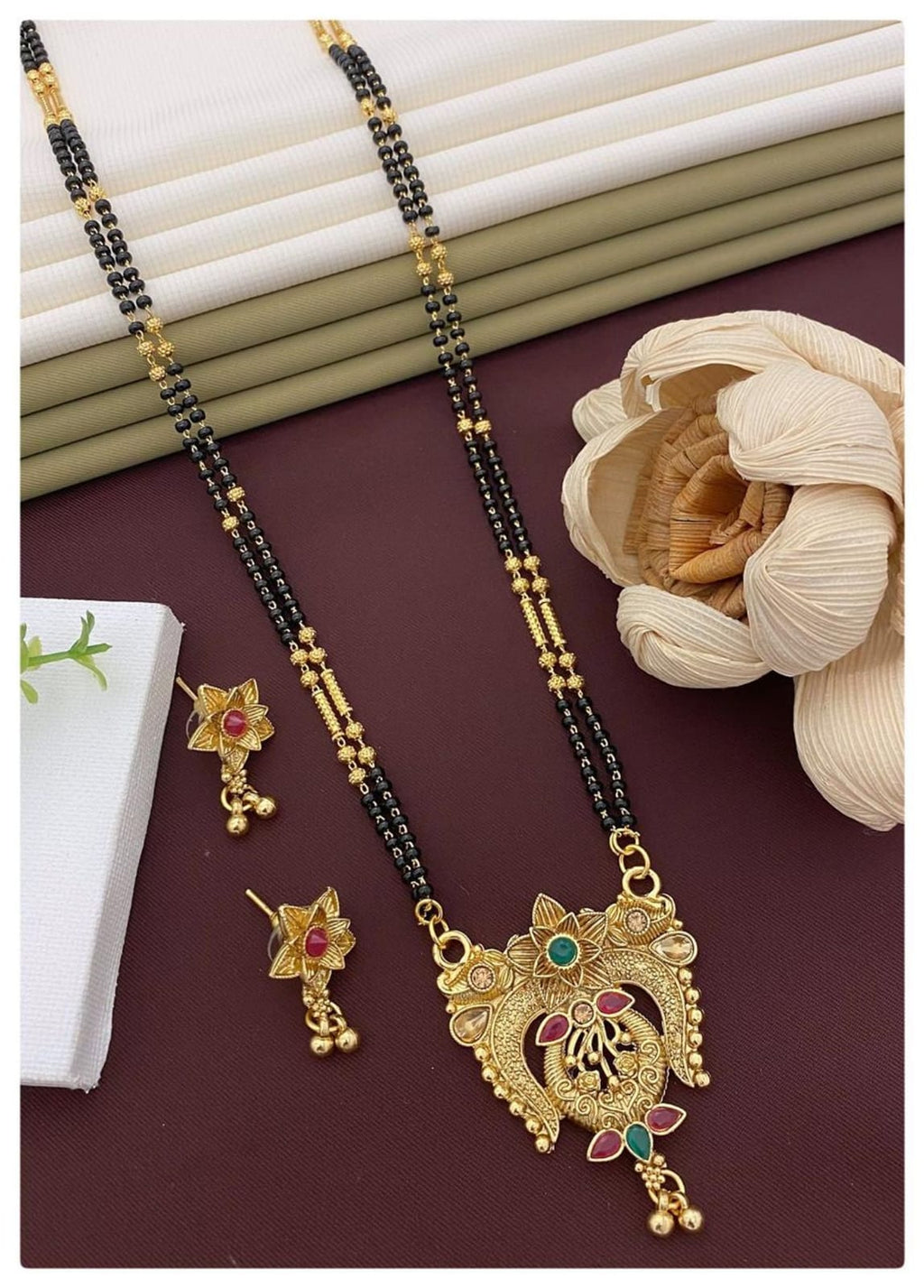 elegant-golden-mangalsutras-timeless-tradition-modern--12