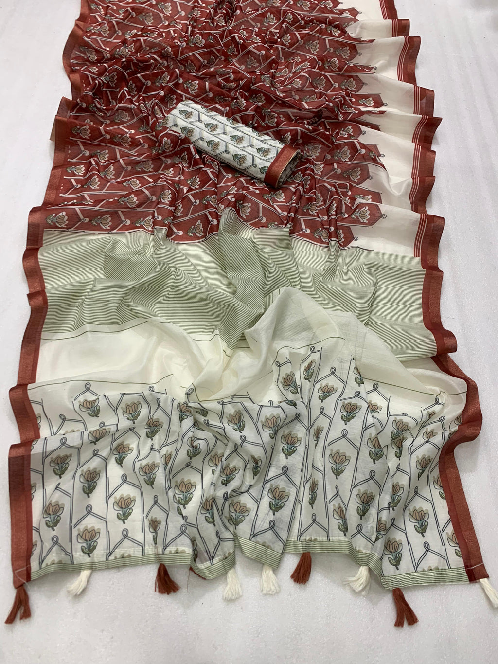 Fresh Arrivals: Pure Chanderi Saree with Golden Zari Border & Batik Printed Blouse