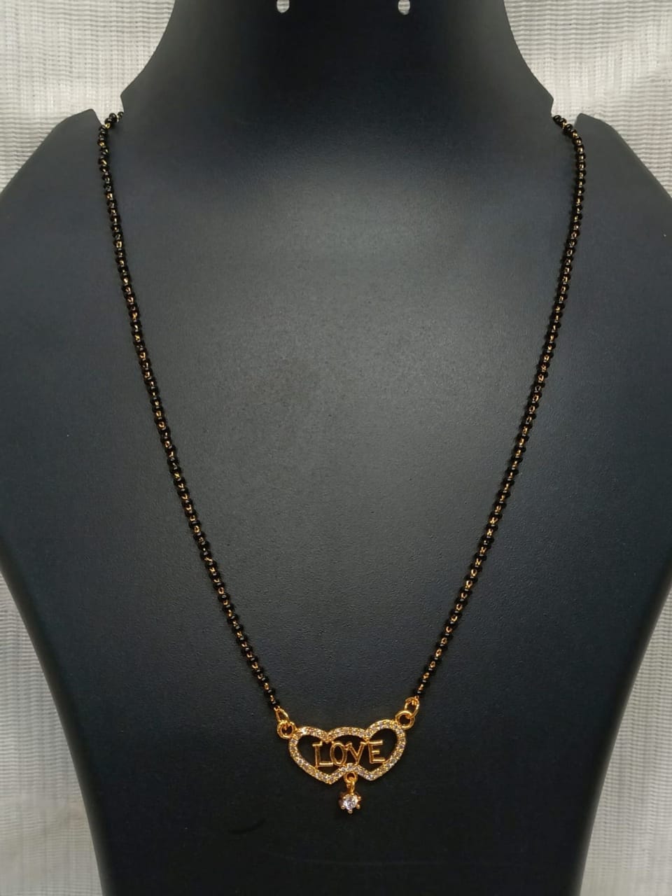 elegant-golden-dokia-traditional-charm-timeless-elegance-37
